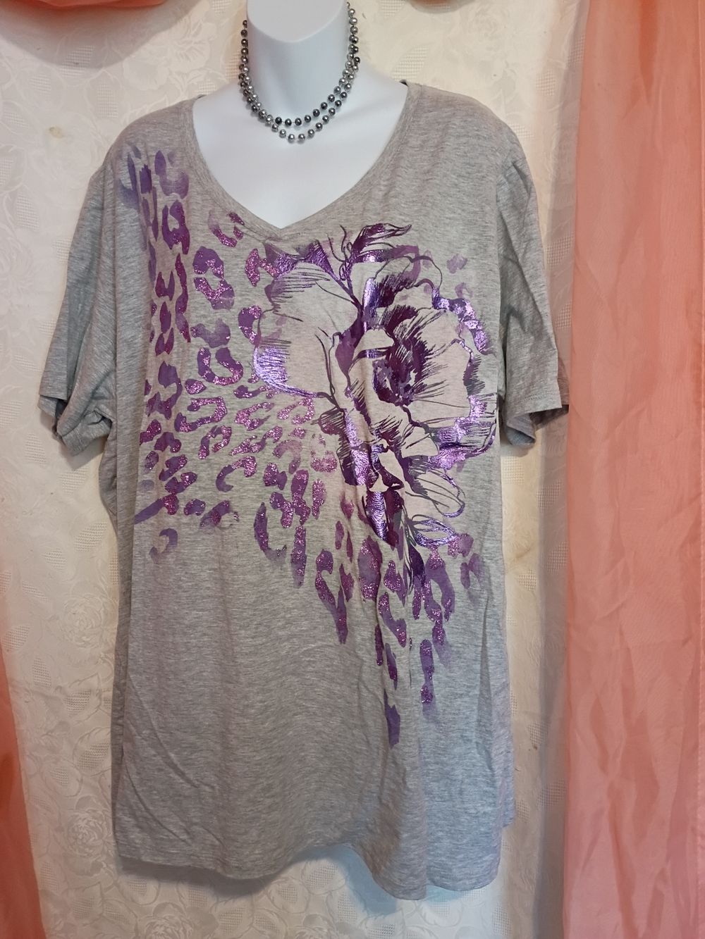 🛍️ BUNDLE ONLY🛍️Just My Size Gray V-Neck Tee with Purple Floral Foil Design